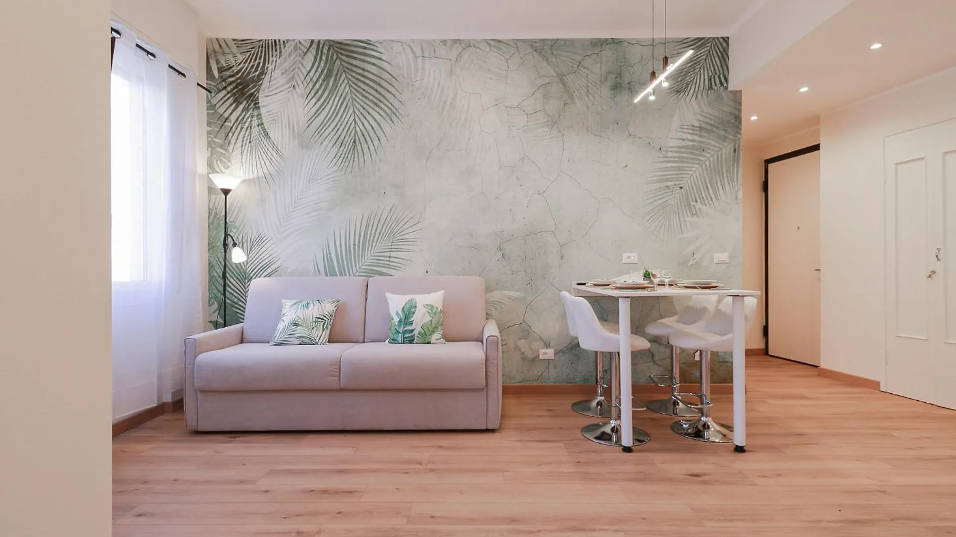 H11 Centodiciotto Centro - Sanremo Apartment
